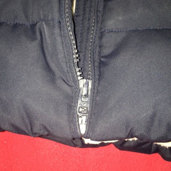 Hollister Sherpa vest, M ✅ - Picture 5 of 7